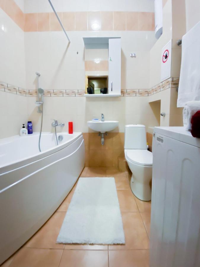 Rent Kiev Apartment 2 Min Metro Chernihivska Exterior foto